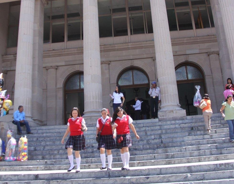 Prevén sea presencial el examen de admisión en la Benemérita Escuela Normal de Coahuila | Guía Ceneval Resuelta 2021 Acredita al 100%